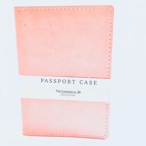 Passport Holder: Via Lorenzo n. 26 Collection